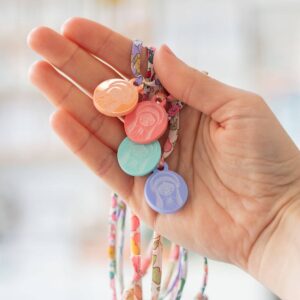 COLLAR VIRGENCITA LIBERTY