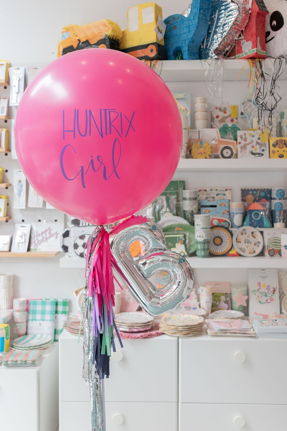 Globos XL huntrix Globo XL inspirado en las Huntrix, hinchado con helio