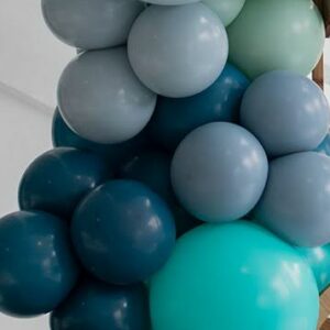 GUIRNALDA DE GLOBOS LISTA PARA COLGAR