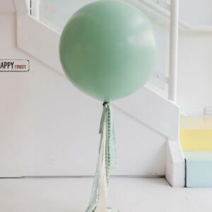 Globo xl de 60cm personalizado a mano y decorado con retales de tela